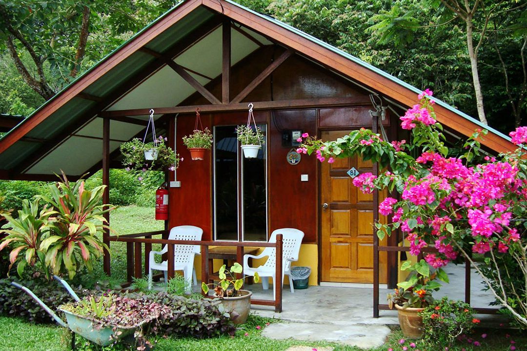 cheers minimart and guesthouse