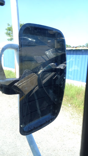 SL Handyware Centre Sdn Bhd