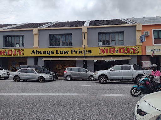 Mr. Diy ( Pekan Lumut, Perak )