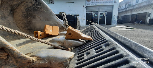 TWT EXCAVATOR PARTS (KENINGAU) SDN. BHD.