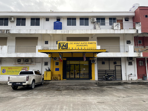 Lee Nyap Auto Parts (Kiaburi)