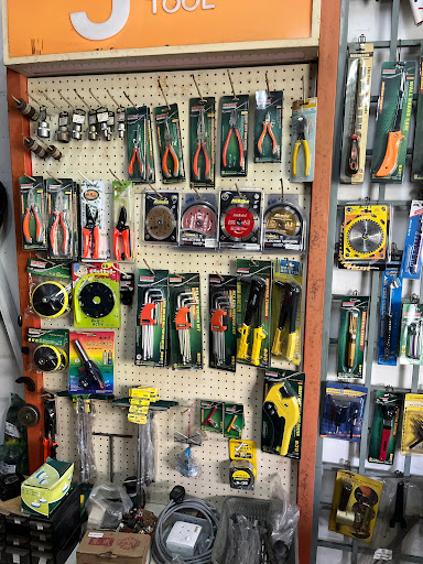 Perniagaan alat-alat logam Swee Kin 先進五金貿易