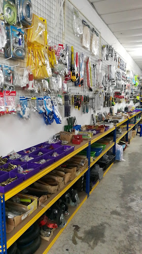 T & C 77 Hardware 段贸易五金建筑材料
