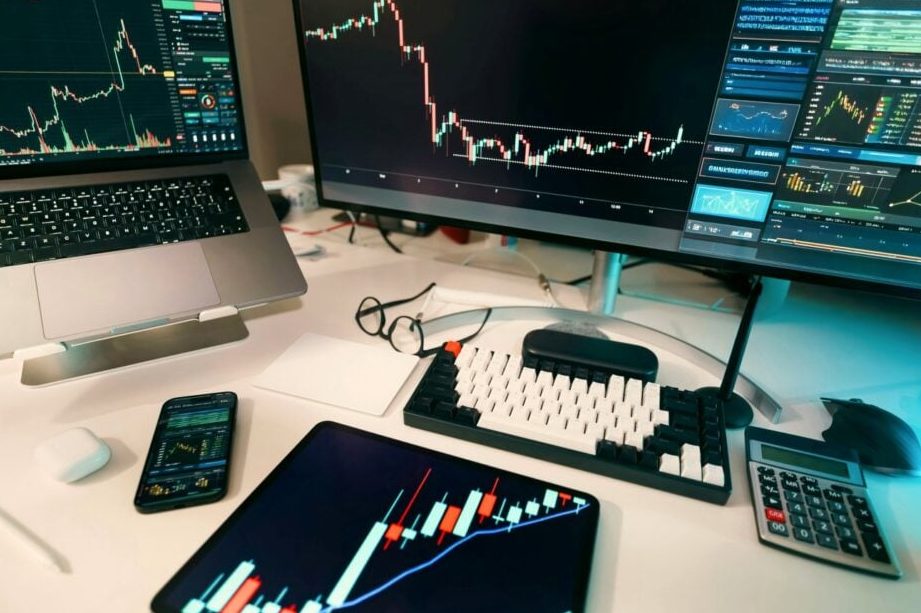 high tech hardware trading